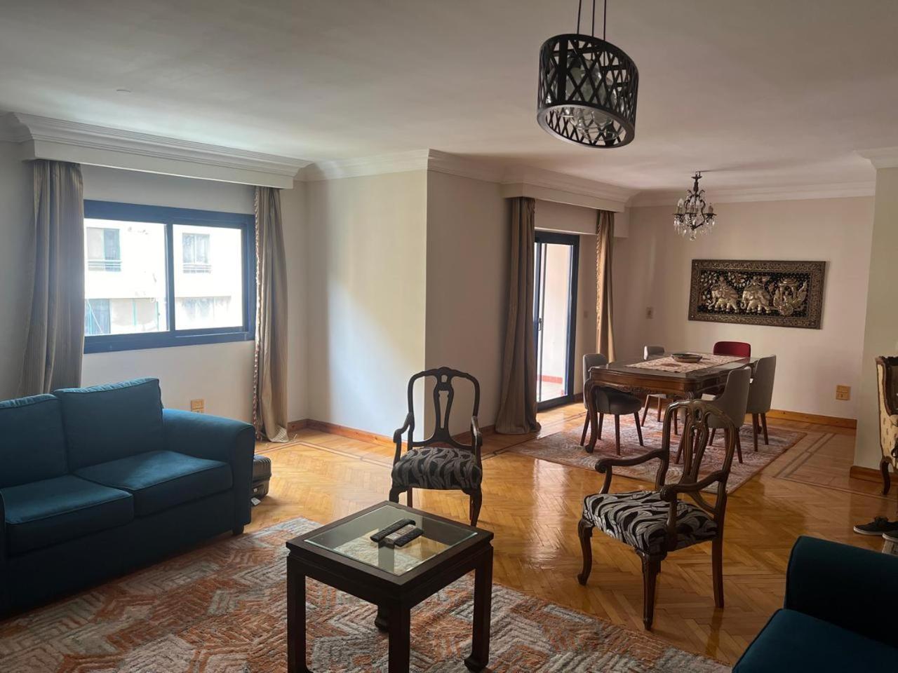 Apartment Maadi Serenity:3br Inviting Cairo