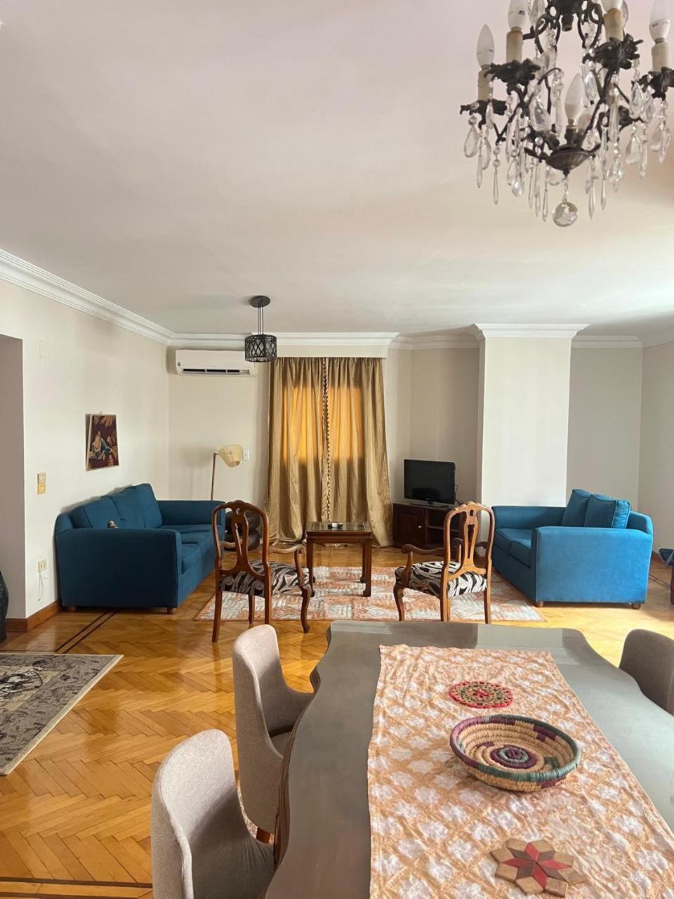 Maadi Serenity:3br Inviting Apartment Cairo