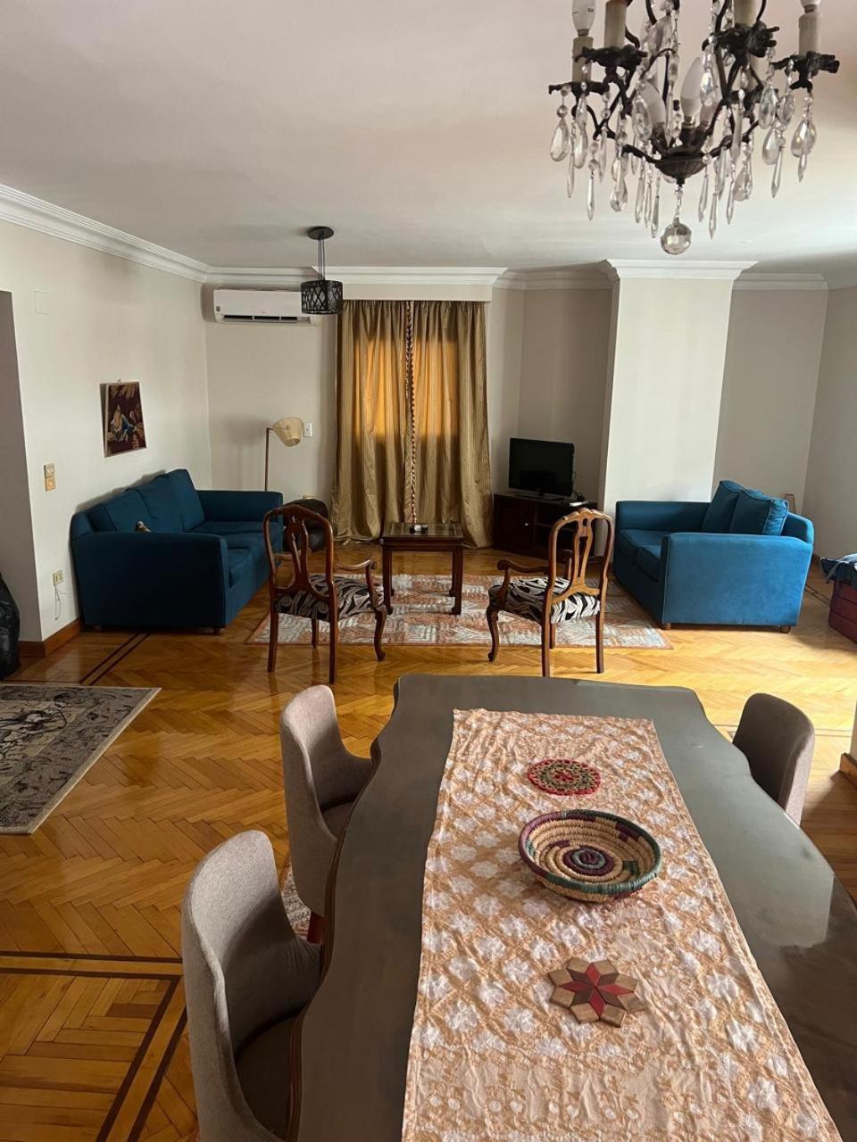 Maadi Serenity:3br Inviting Apartment Cairo