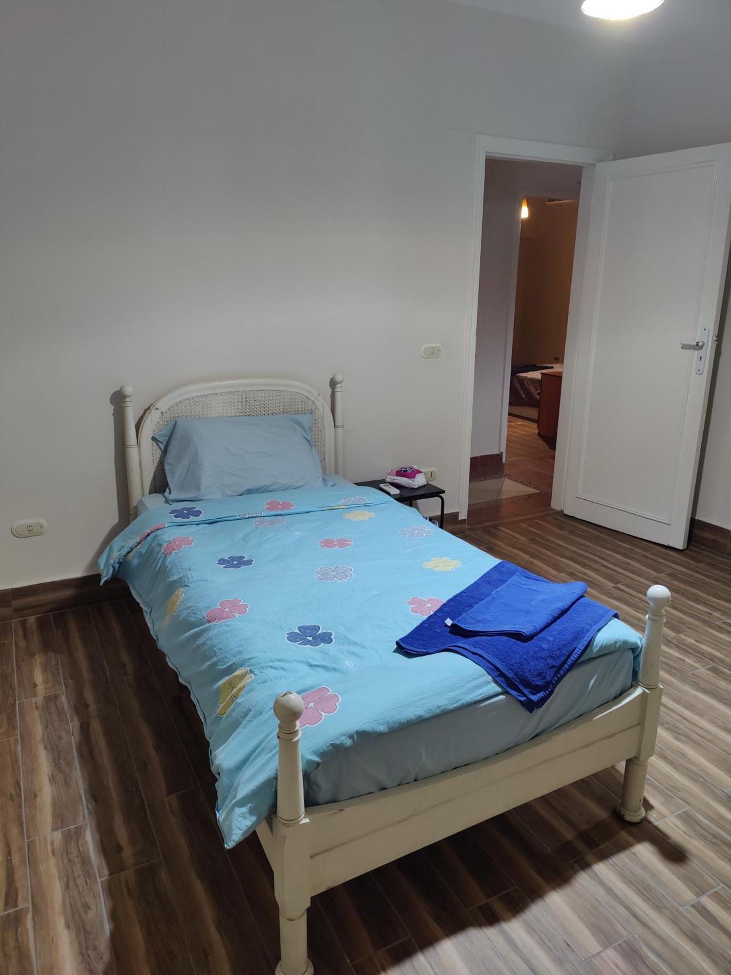 Maadi Serenity:3br Inviting * Cairo